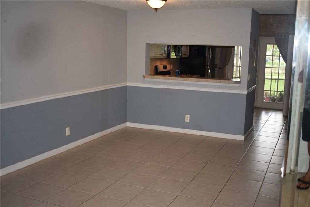 7890 Dixie Beach Circle, Tamarac, FL 33321 Photo