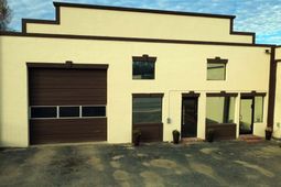 130 E Dekalb Street photo 4