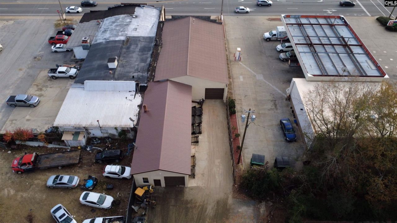 130 E Dekalb Street Photo 46