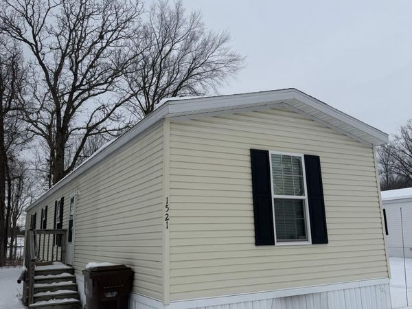 1521 Born Trail, Unit lot 232, Lansing, MI 48911