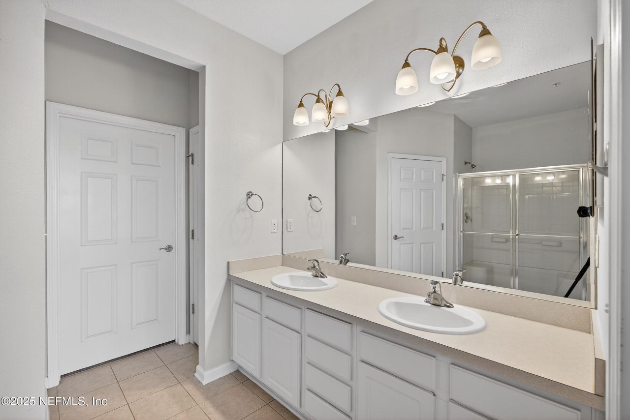 11251 Campfield Drive, Unit 2305, Jacksonville, FL 32256 Photo