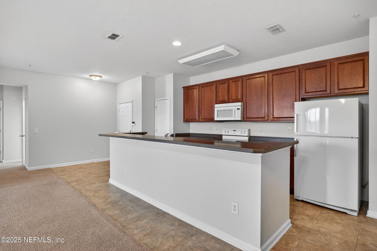 11251 Campfield Drive, Unit 2305, Jacksonville, FL 32256 Photo