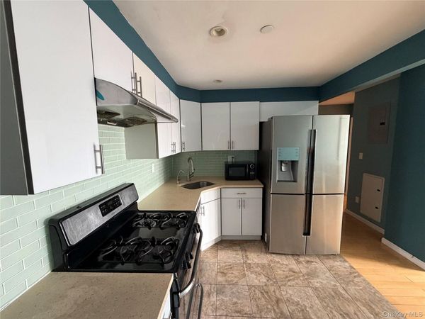 14328 41st Avenue, Unit 8C, Flushing, NY 11355