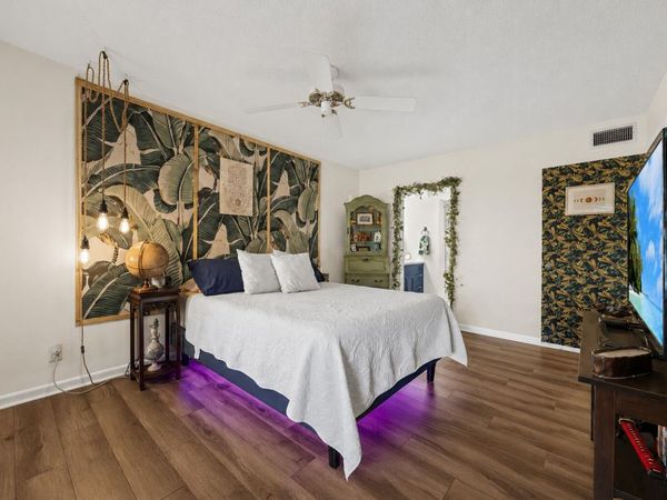 860 SE 6th Avenue, Unit 409, Deerfield Beach, FL 33441