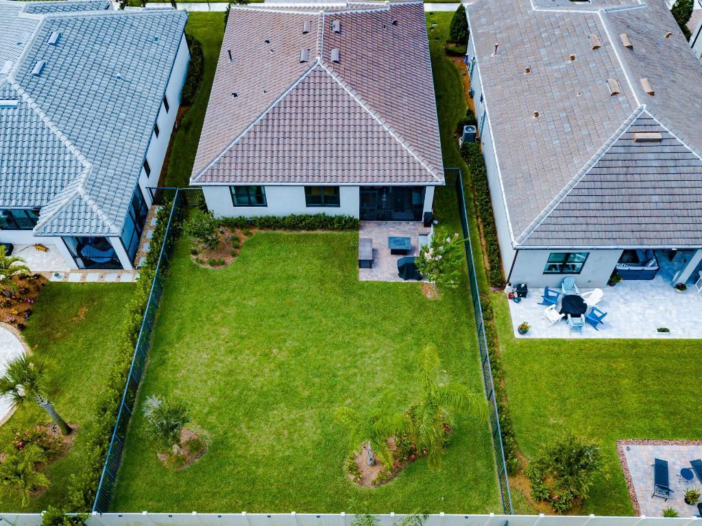 519 SE Villandry Way, Port Saint Lucie, FL 34984 Photo