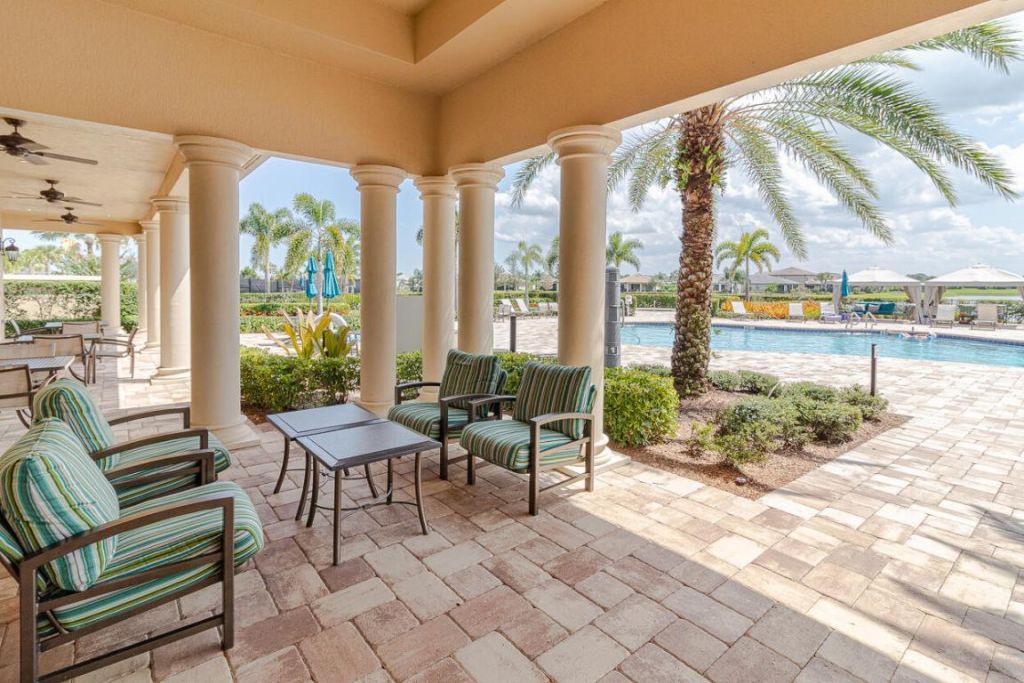 519 SE Villandry Way, Port Saint Lucie, FL 34984 Photo