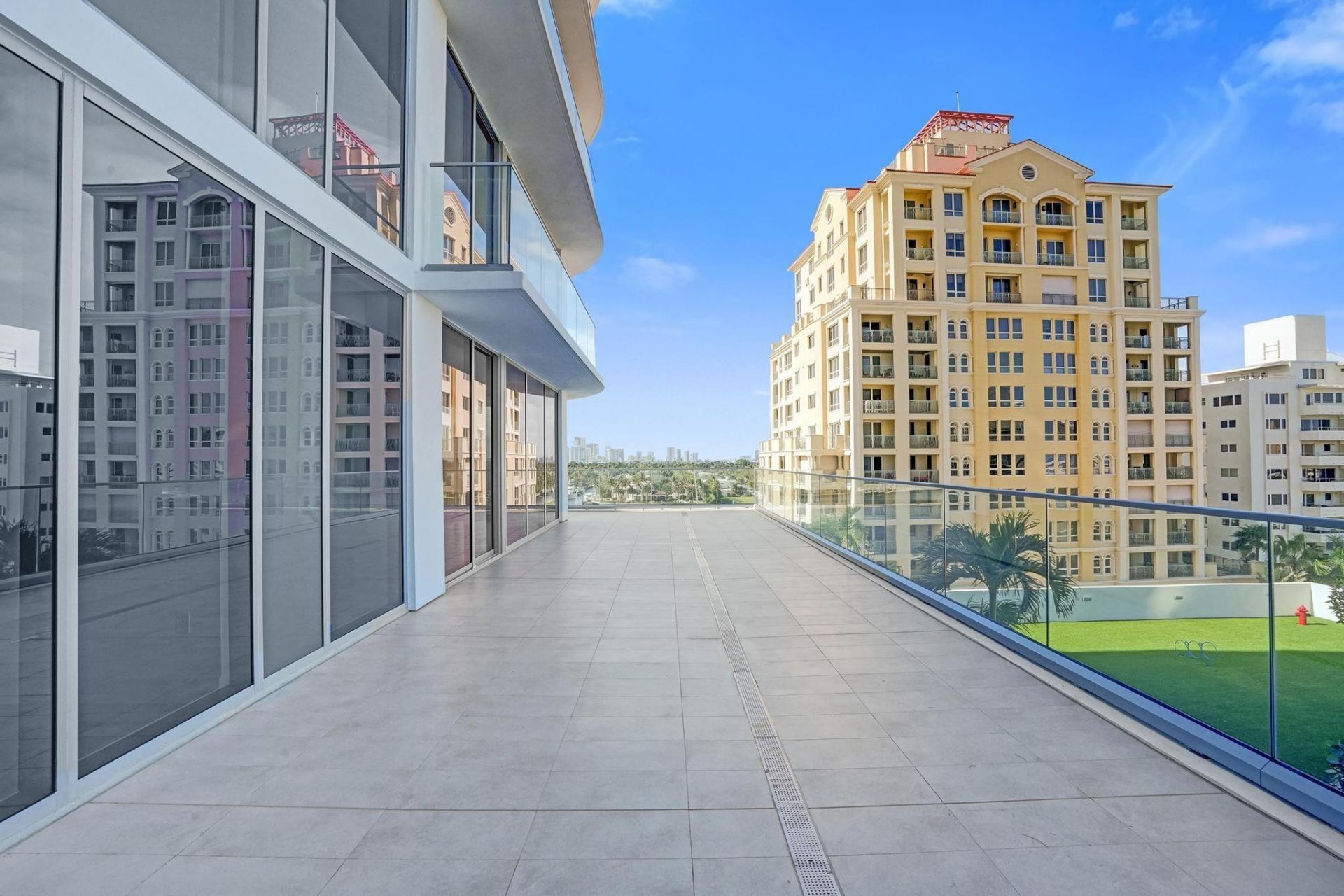 153 N Seabreeze, Unit 504-S, Fort Lauderdale, FL 33304 Photo