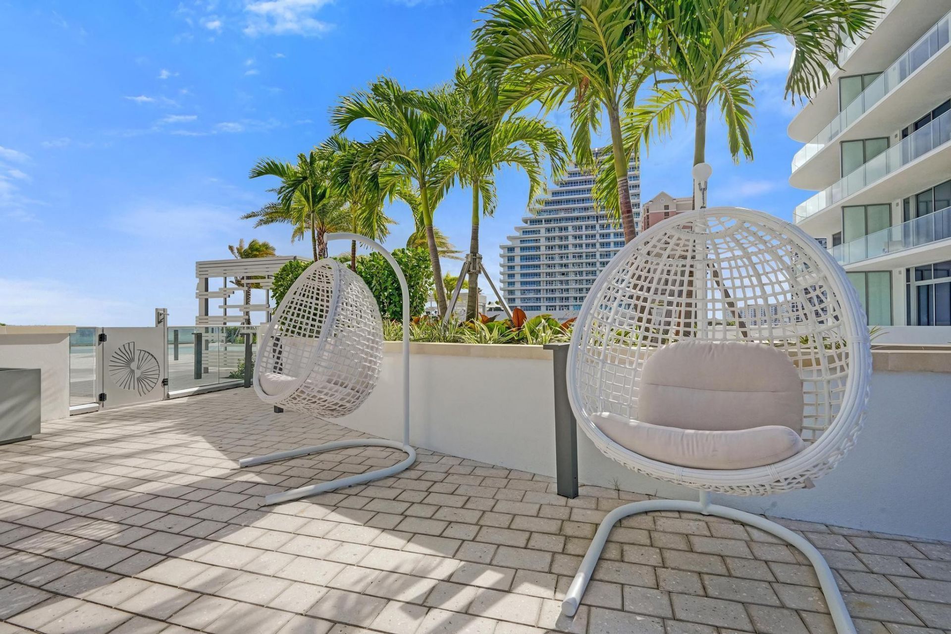 153 N Seabreeze, Unit 504-S, Fort Lauderdale, FL 33304 Photo