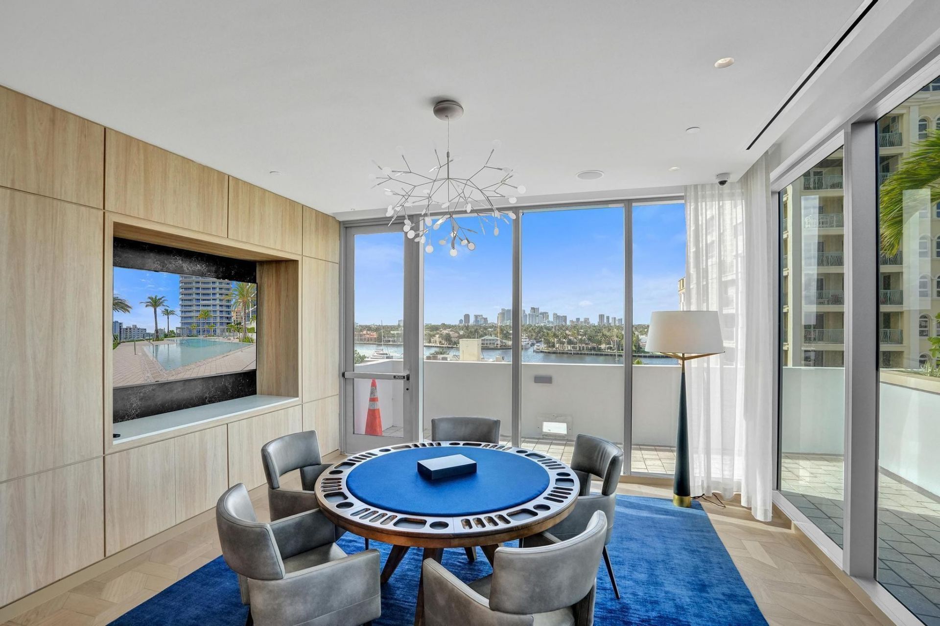 153 N Seabreeze, Unit 504-S, Fort Lauderdale, FL 33304 Photo