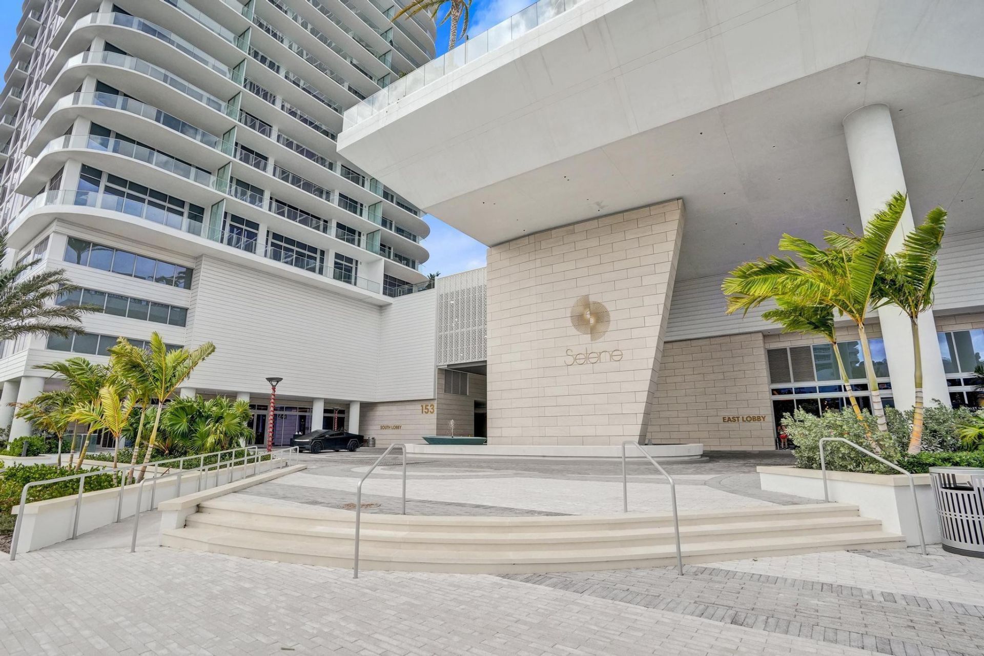 153 N Seabreeze, Unit 504-S, Fort Lauderdale, FL 33304 Photo