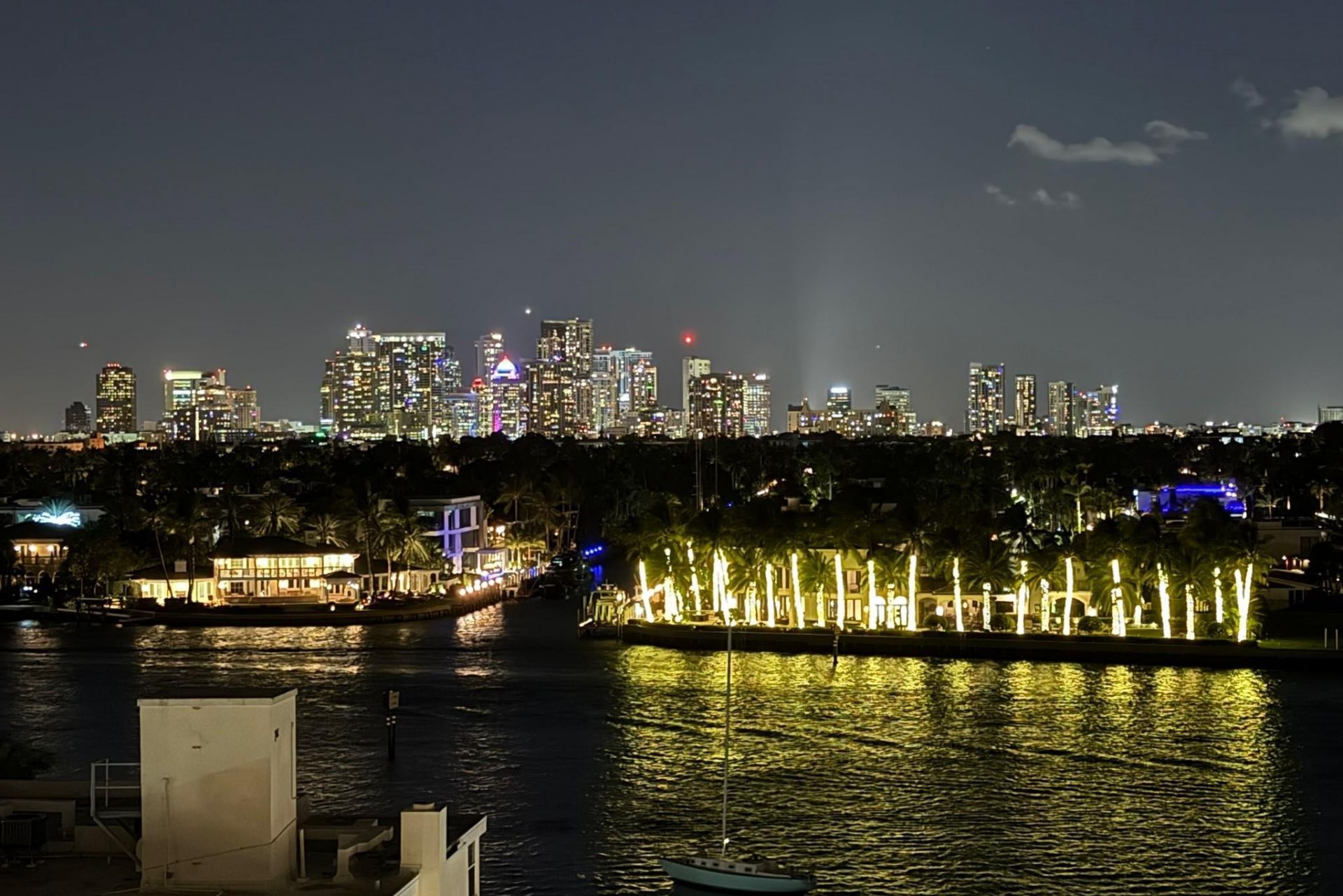 153 N Seabreeze, Unit 504-S, Fort Lauderdale, FL 33304 Photo