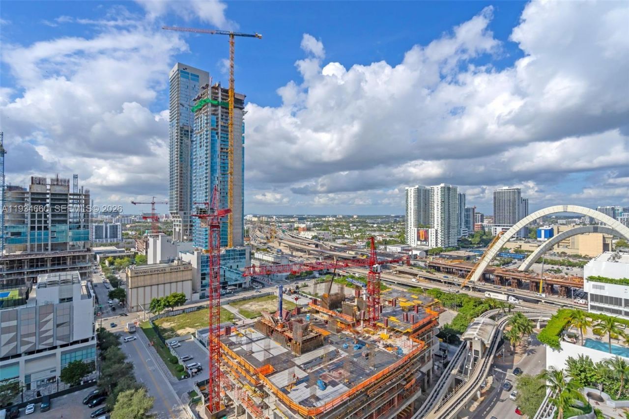 900 Biscayne Blvd , Unit 2312, Miami, FL 33132 Photo