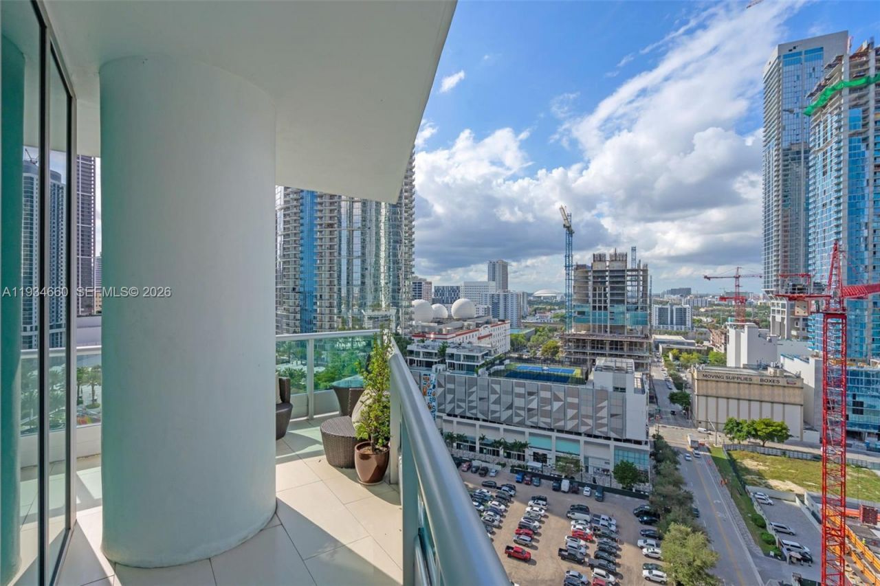 900 Biscayne Blvd , Unit 2312, Miami, FL 33132 Photo