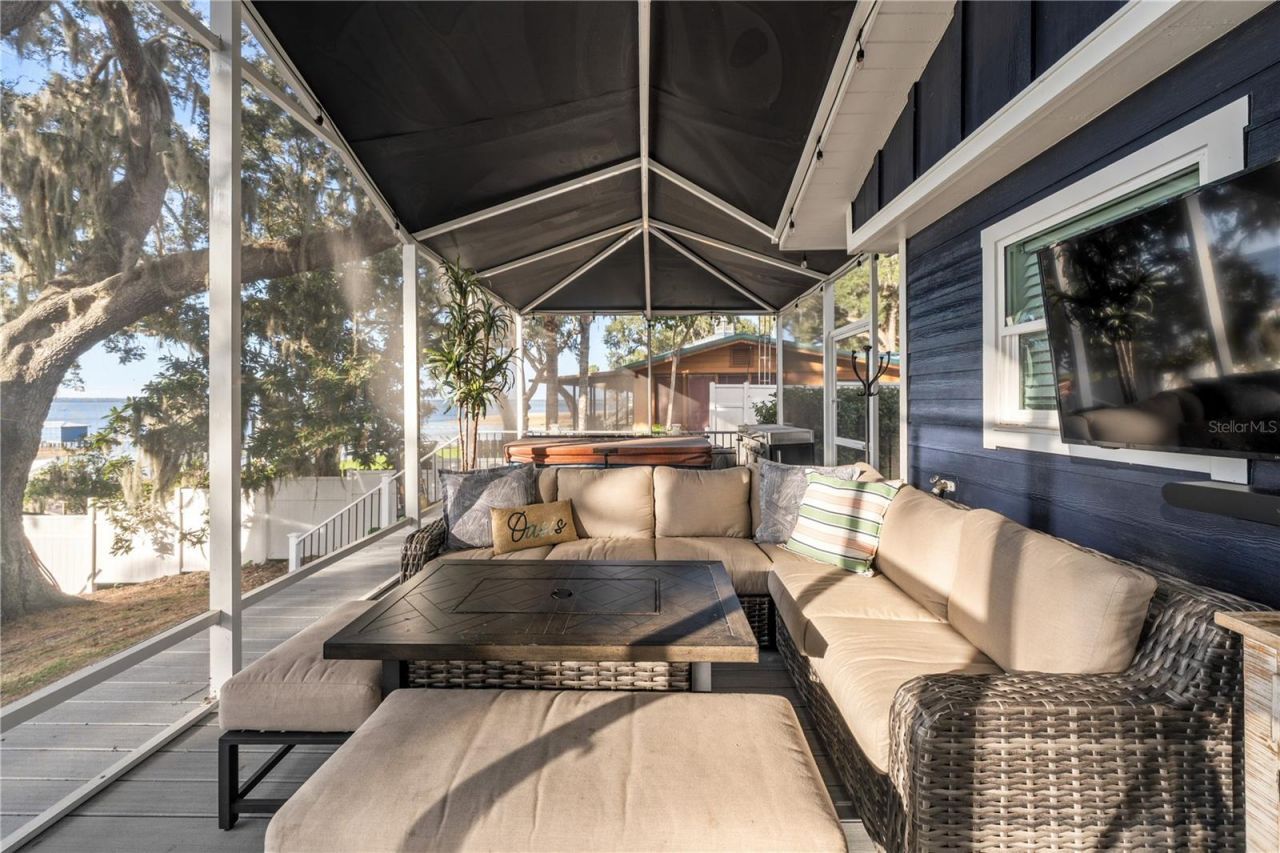 15340 SE 140th Avenue Road, Weirsdale, FL 32195 Photo