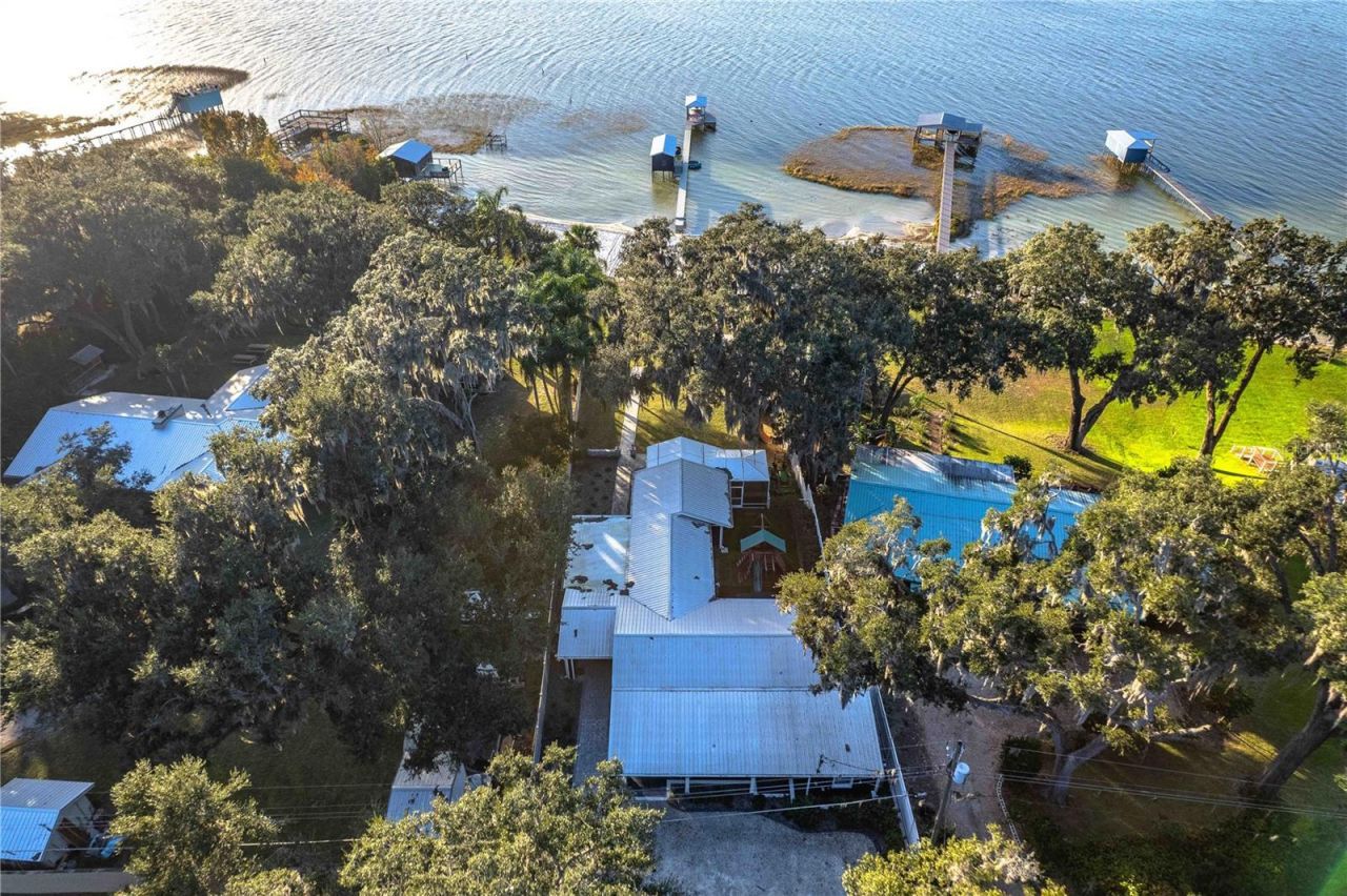 15340 SE 140th Avenue Road, Weirsdale, FL 32195 Photo