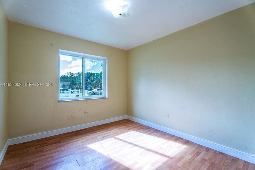 1265 NE 142nd St, North Miami, FL 33161 Photo