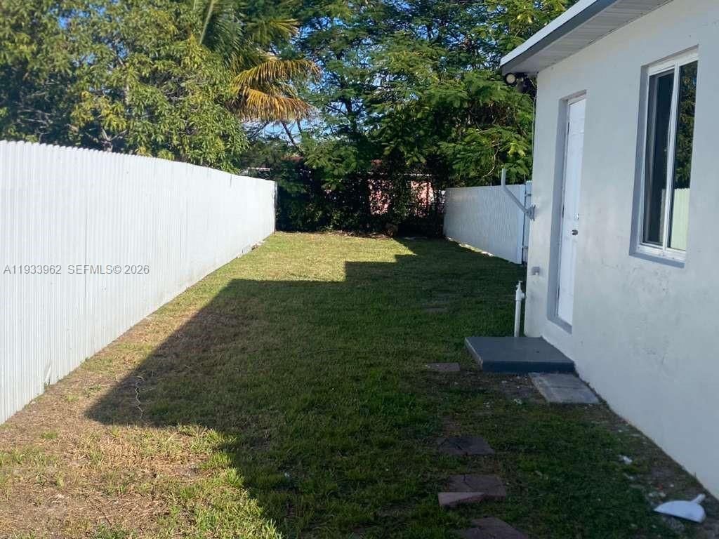 1265 NE 142nd St, North Miami, FL 33161 Photo