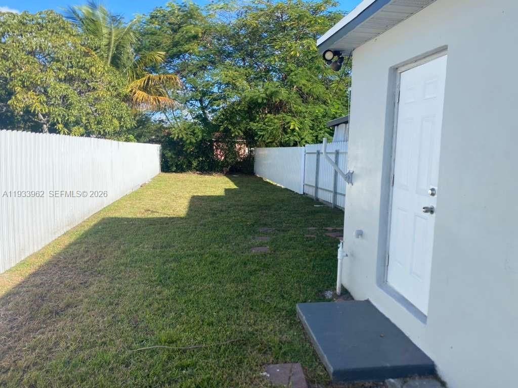 1265 NE 142nd St, North Miami, FL 33161 Photo