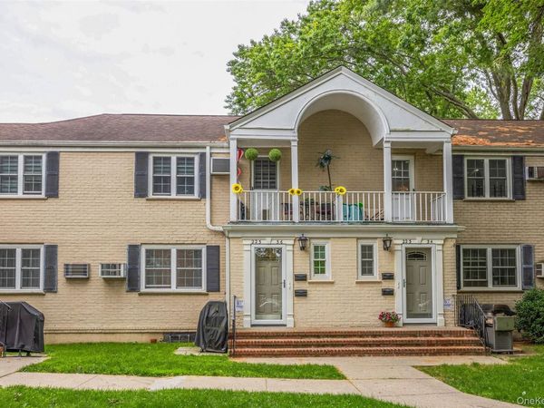 223-36 65th Avenue, Unit 2A, Bayside, NY 11364