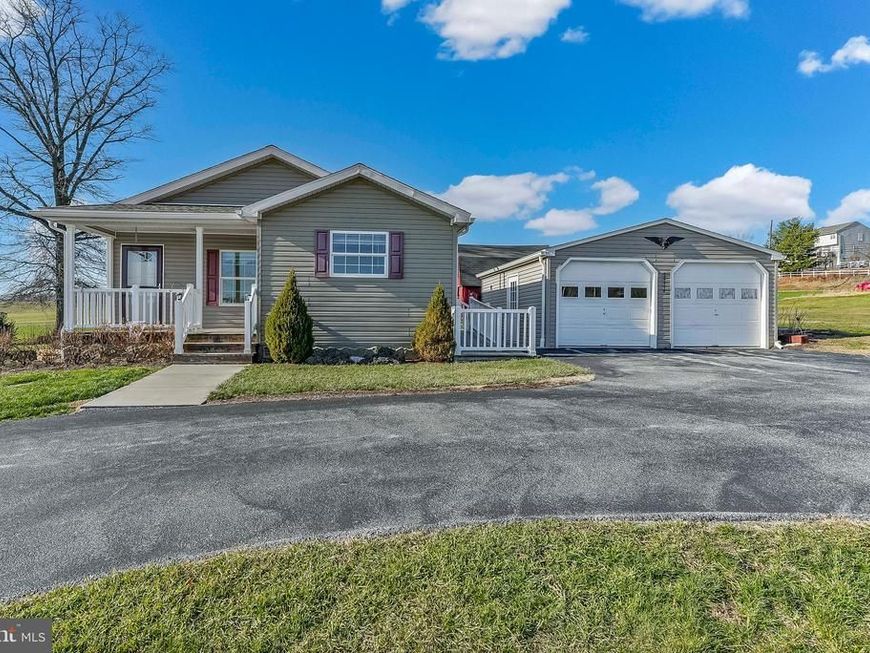 936 Gap Road, Kinzers, PA 17535 Main Photo