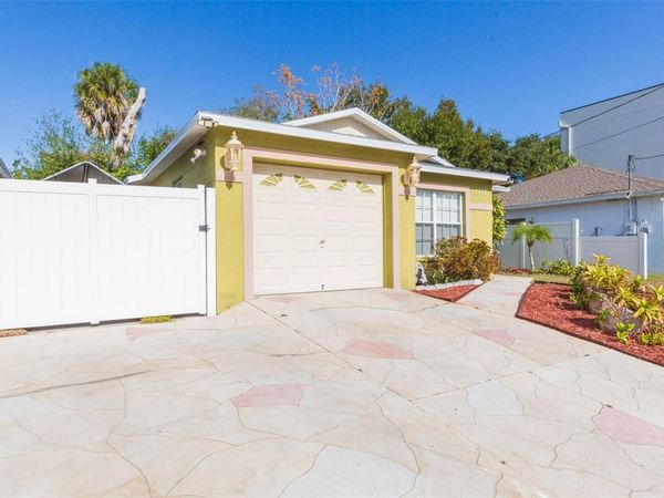 2212 E COLUMBUS DRIVE, TAMPA, FL 33605