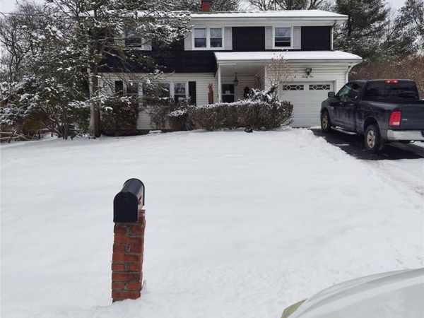 21 Besen Parkway, Tallman, NY 10952