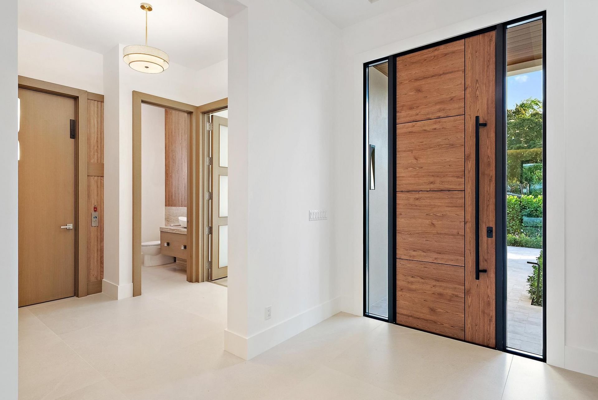 247 Seville Road, West Palm Beach, FL 33405 Photo