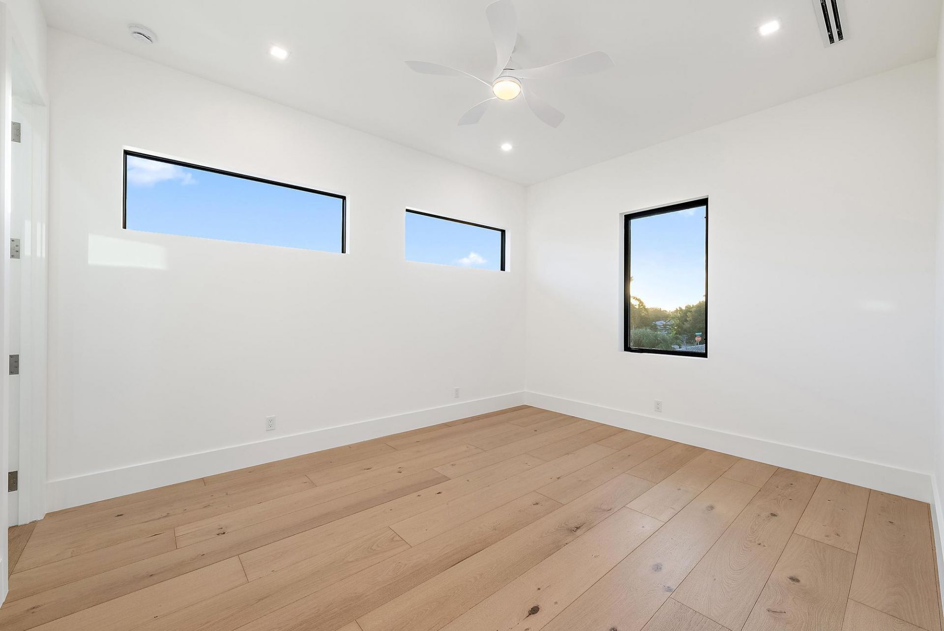 247 Seville Road, West Palm Beach, FL 33405 Photo