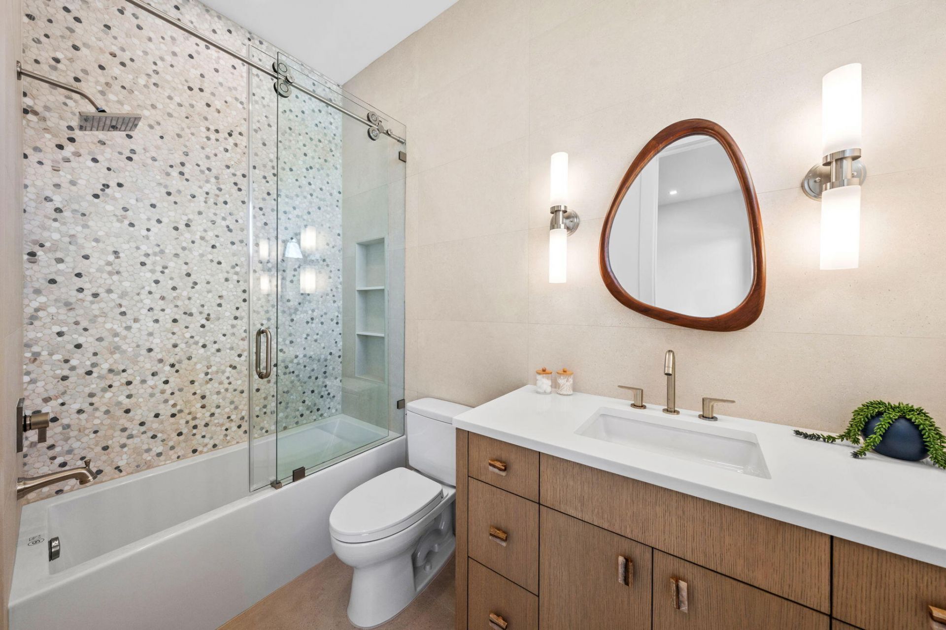 247 Seville Road, West Palm Beach, FL 33405 Photo