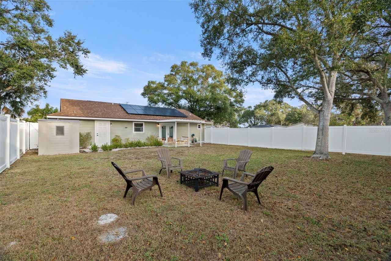 6500 Briar Ridge Court N, Pinellas Park, FL 33782 Photo
