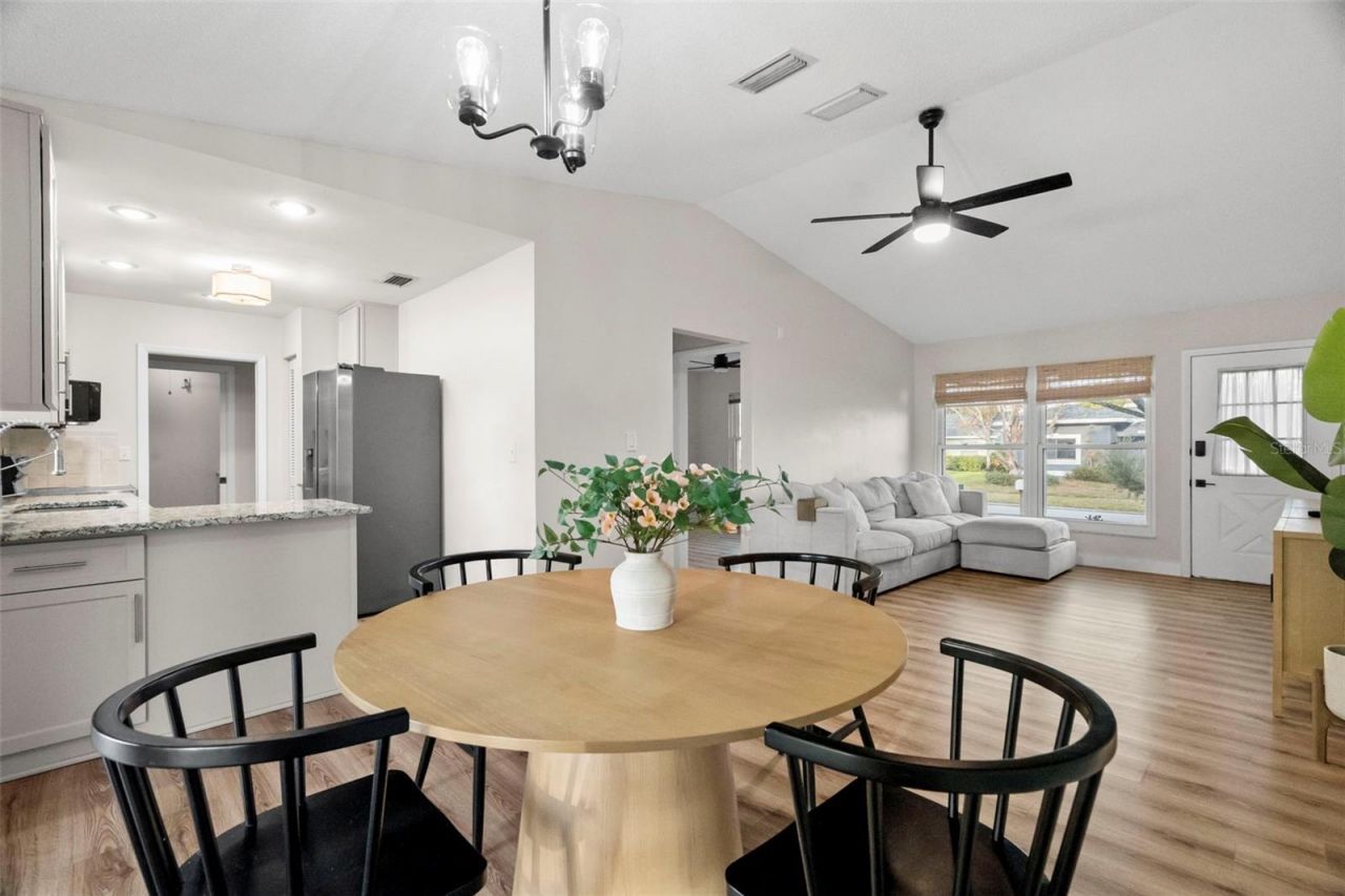 6500 Briar Ridge Court N, Pinellas Park, FL 33782 Photo