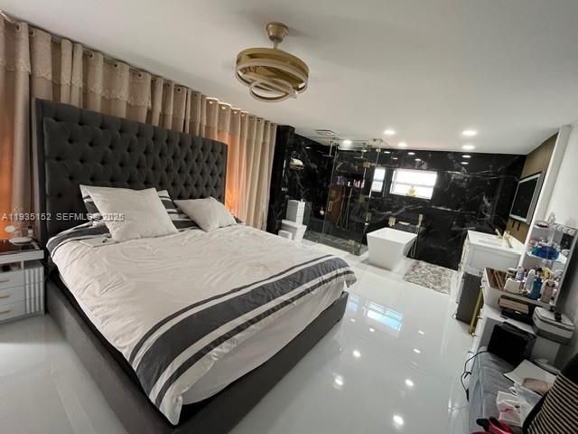 6190 W 14th Ave, Hialeah, FL 33012 Photo