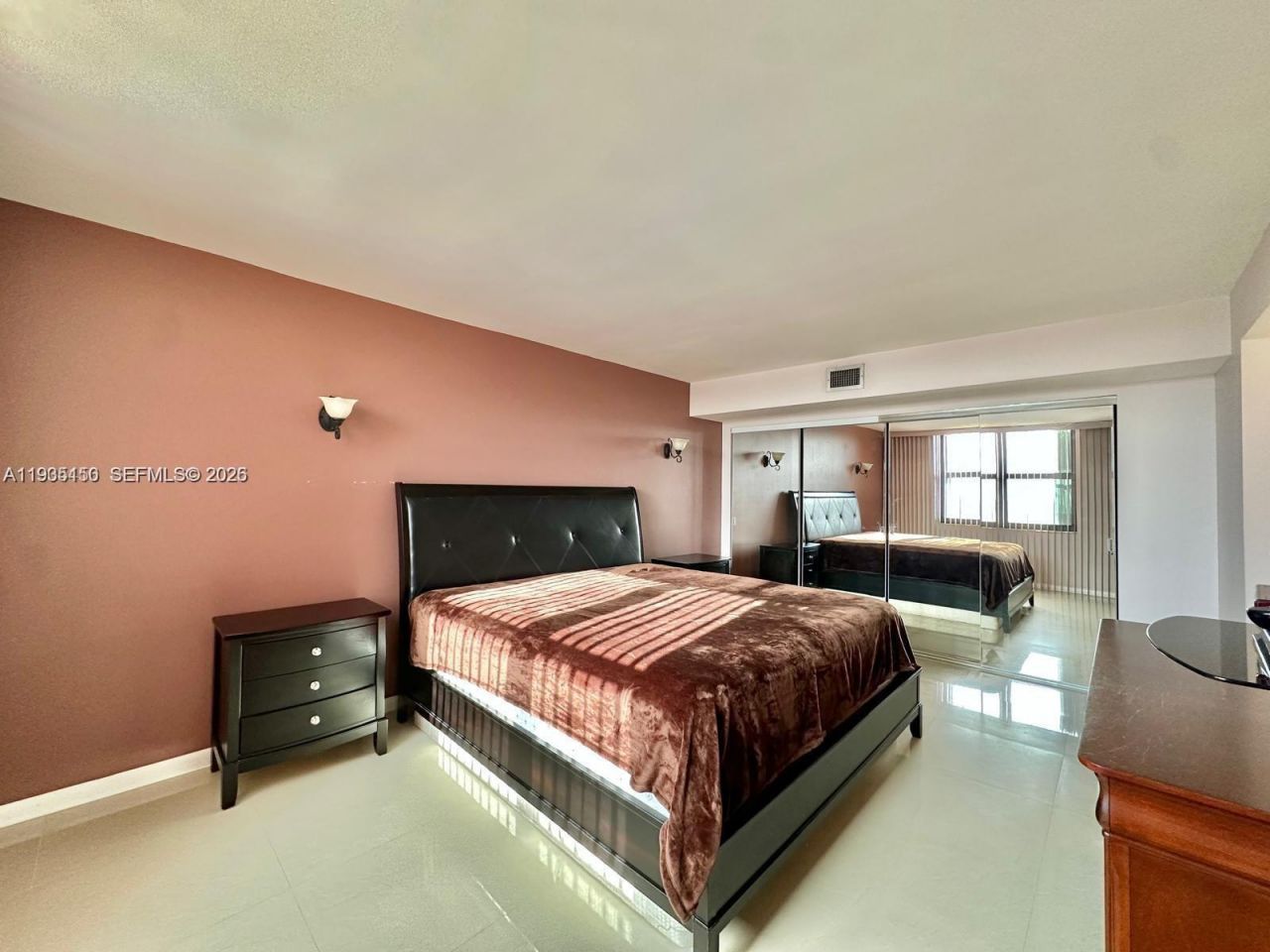 2401 S Ocean Dr, Unit 707, Hollywood, FL 33019 Photo