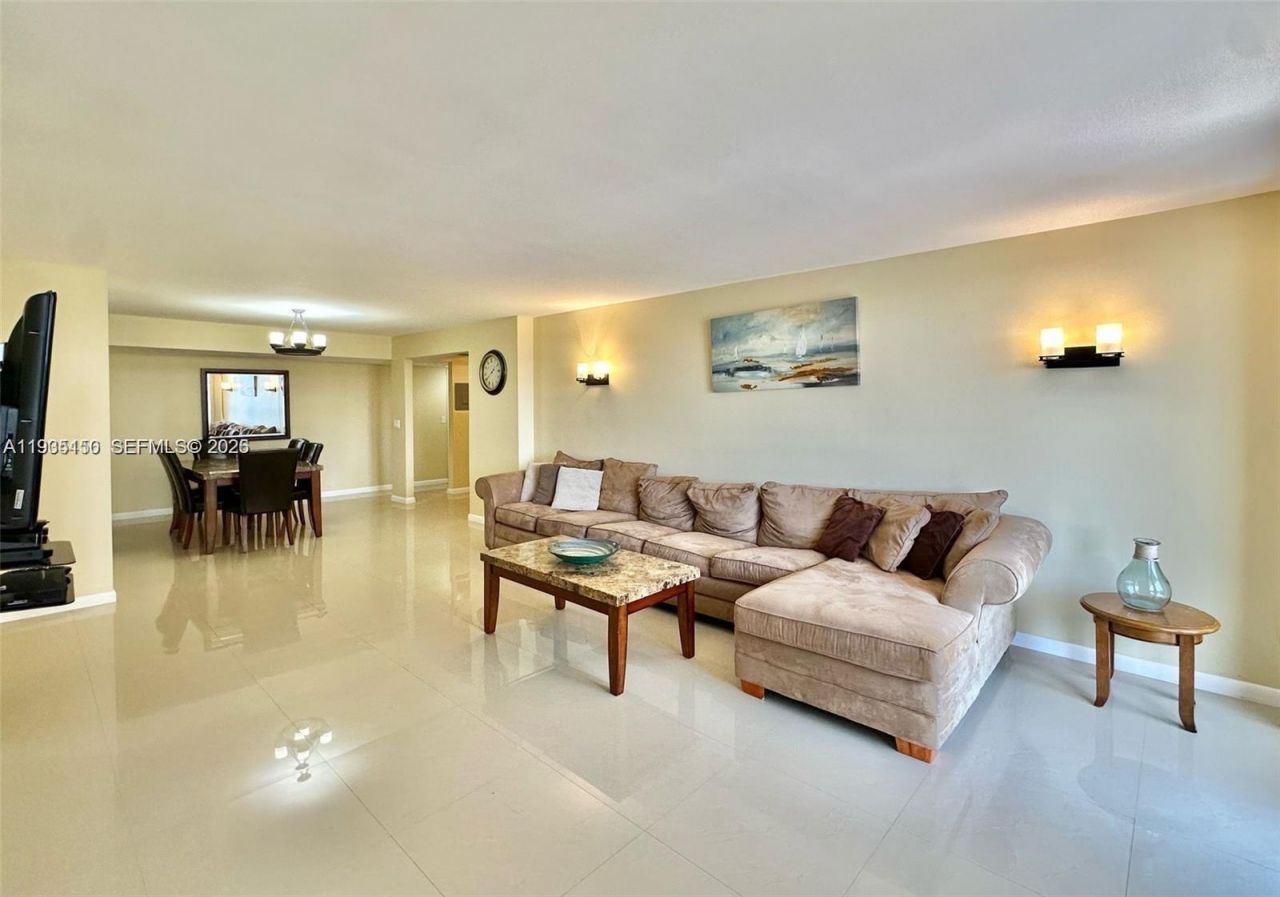 2401 S Ocean Dr, Unit 707, Hollywood, FL 33019 Photo