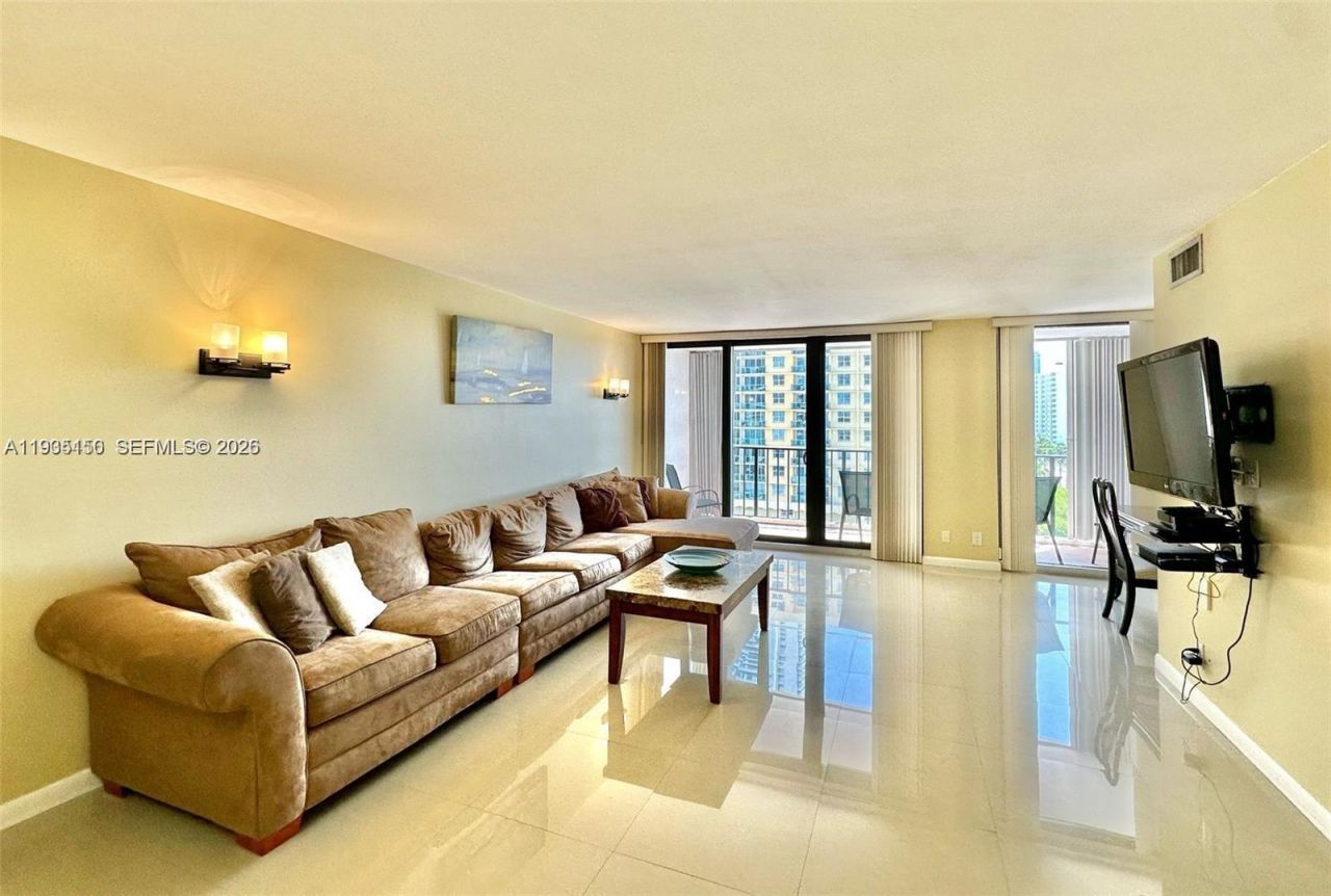 2401 S Ocean Dr, Unit 707, Hollywood, FL 33019 Photo