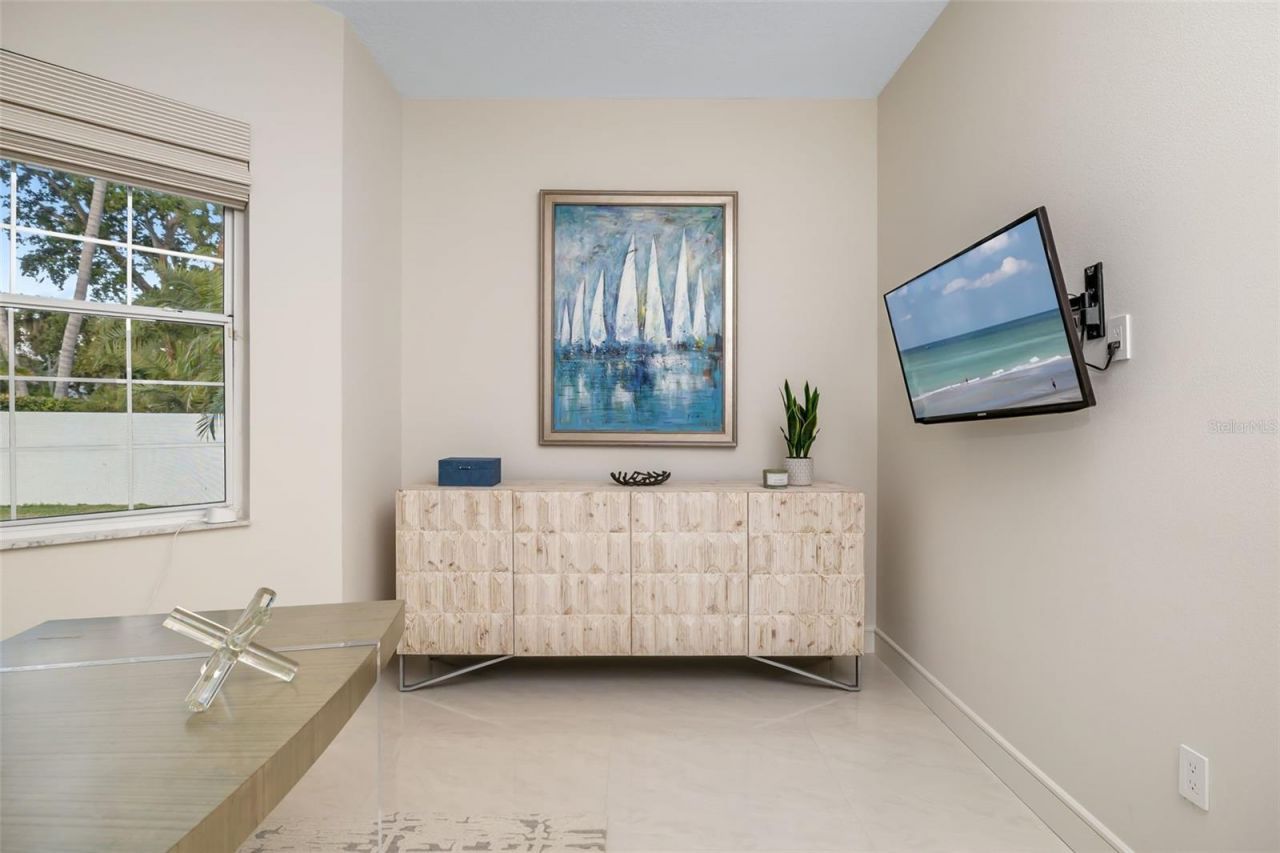 480 Cleveland Drive, Sarasota, FL 34236 Photo