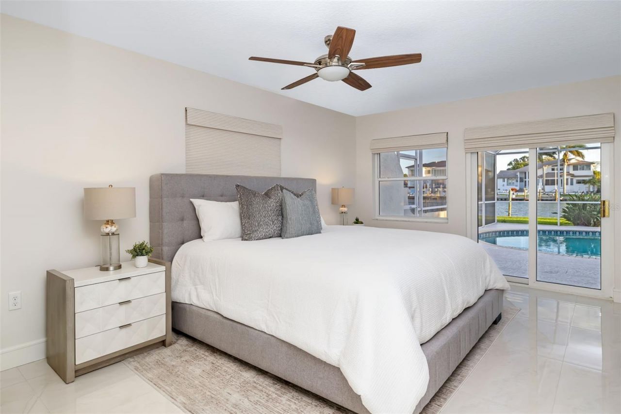 480 Cleveland Drive, Sarasota, FL 34236 Photo