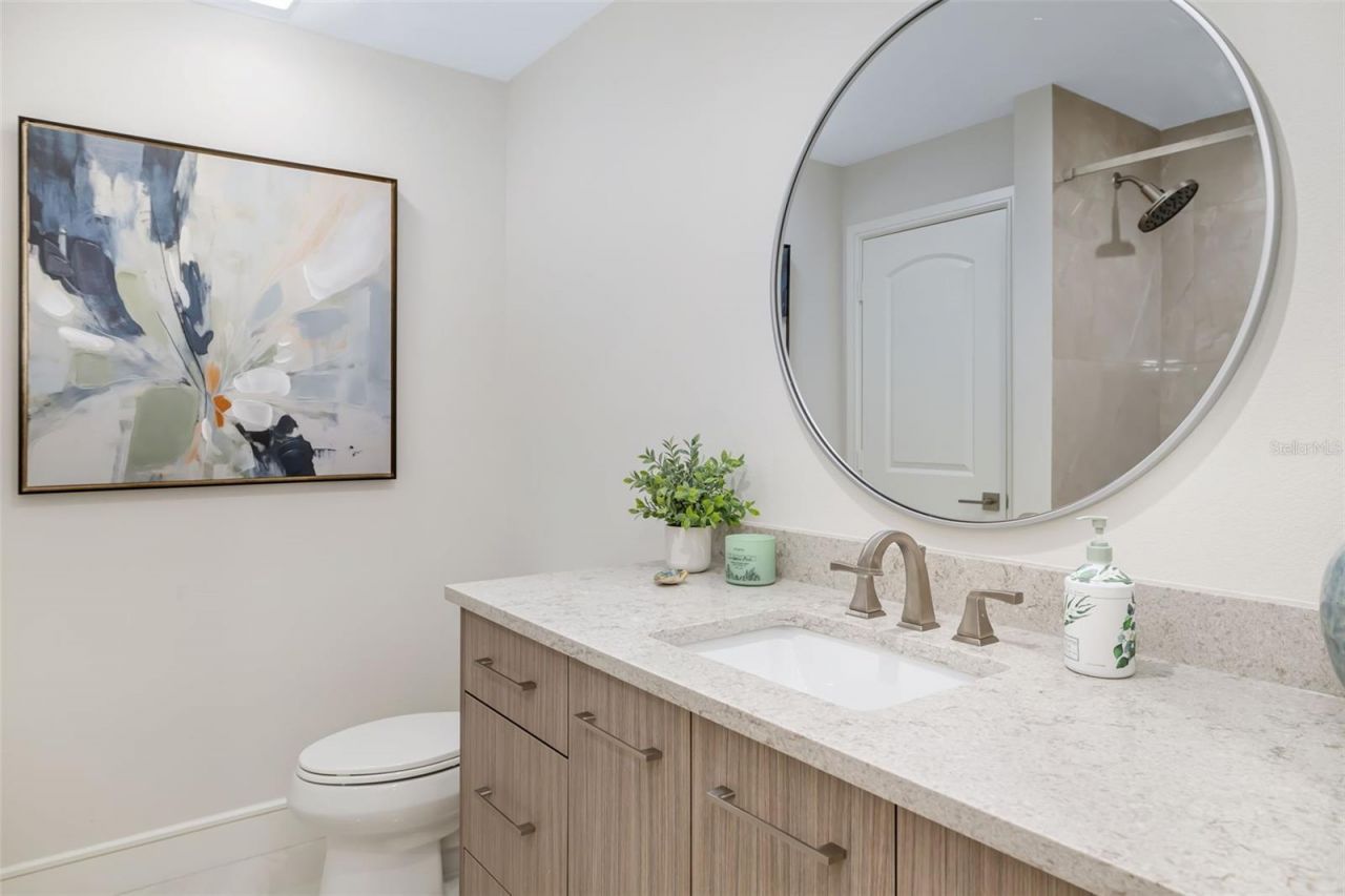 480 Cleveland Drive, Sarasota, FL 34236 Photo