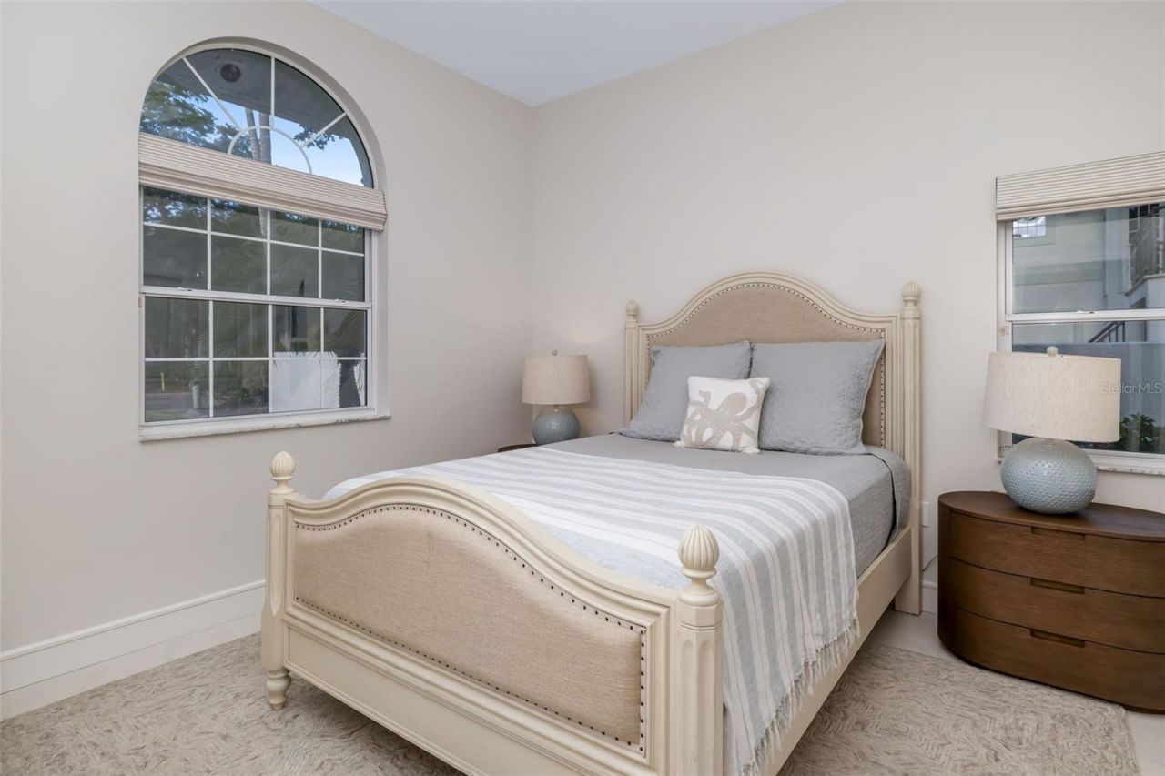 480 Cleveland Drive, Sarasota, FL 34236 Photo