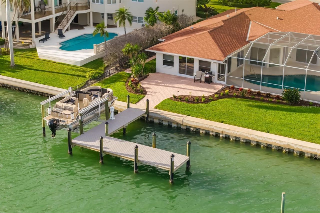 480 Cleveland Drive, Sarasota, FL 34236 Photo