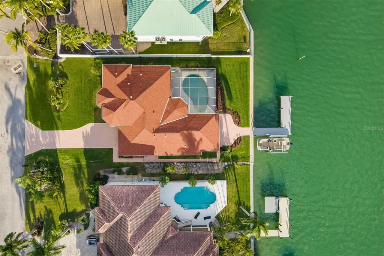 480 Cleveland Drive, Sarasota, FL 34236 Photo