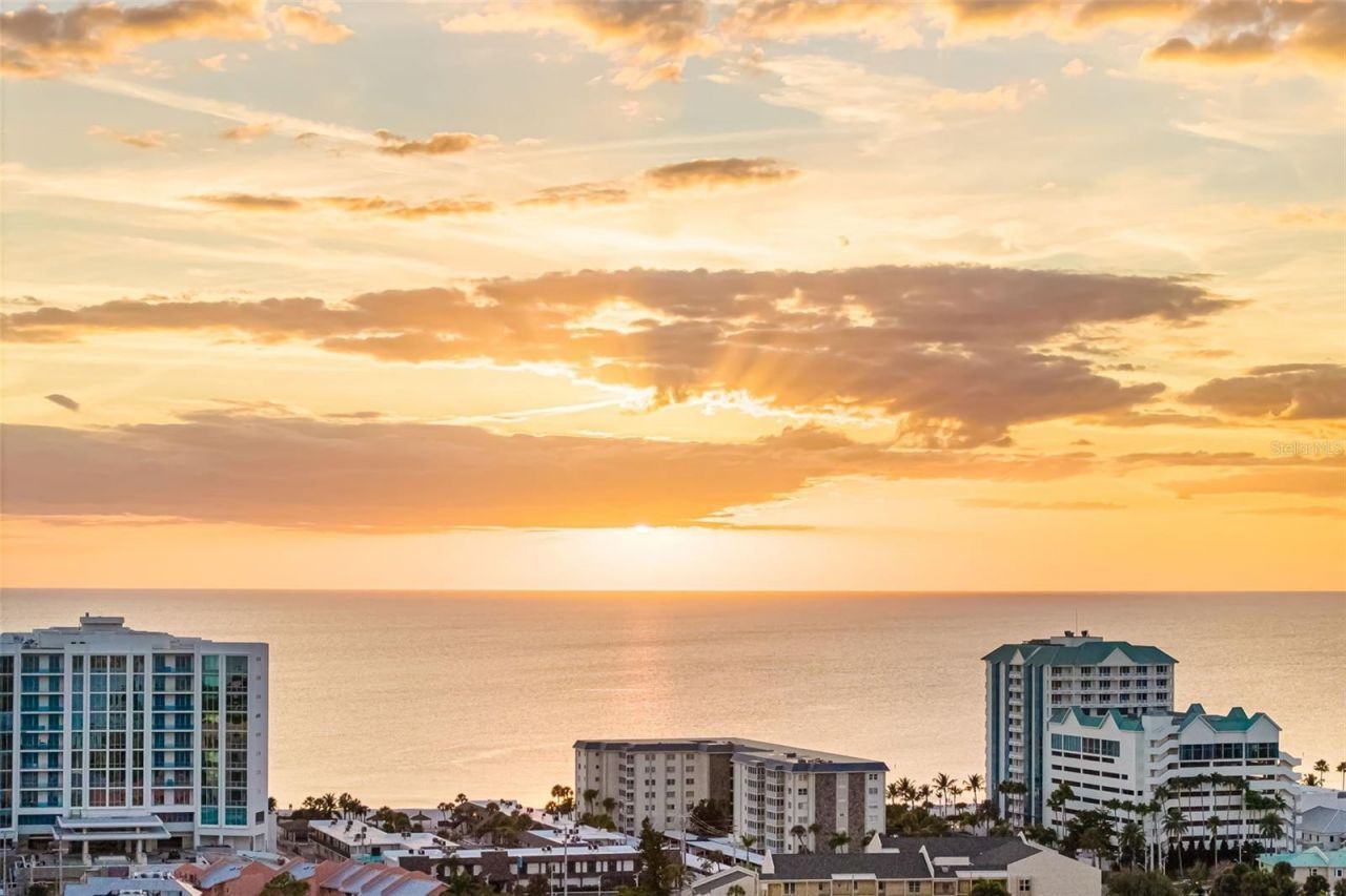 480 Cleveland Drive, Sarasota, FL 34236 Photo