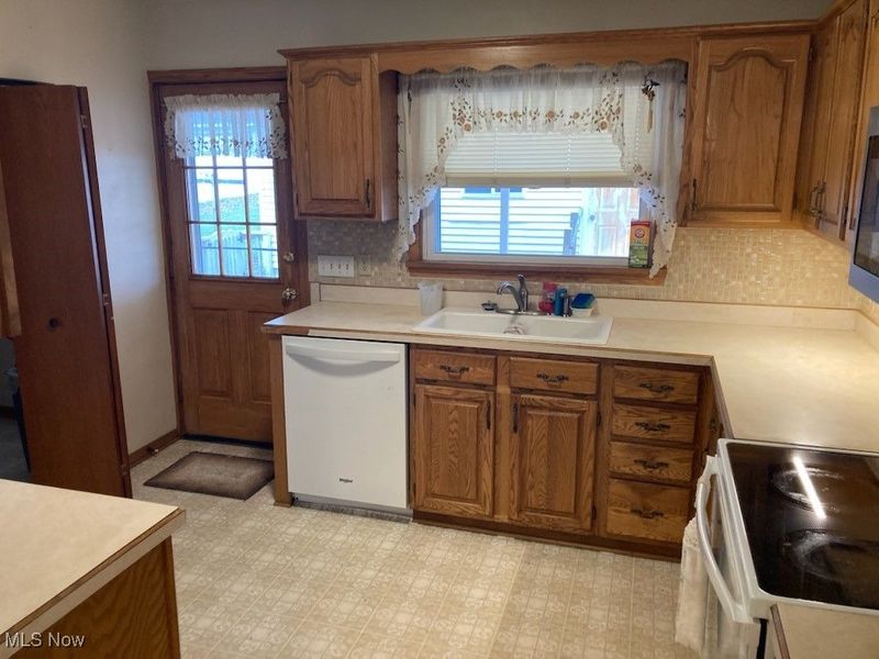 6531 Columbia Road NW, Dover, OH 44622 Photo 17