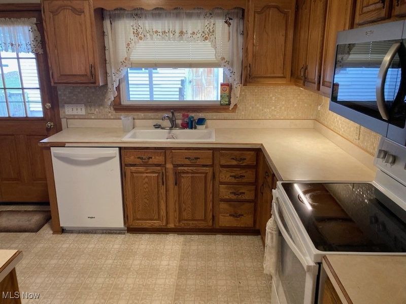 6531 Columbia Road NW, Dover, OH 44622 Photo 19