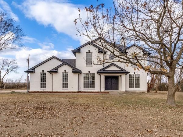 471 Meadowview Circle, Van Alstyne, TX 75495