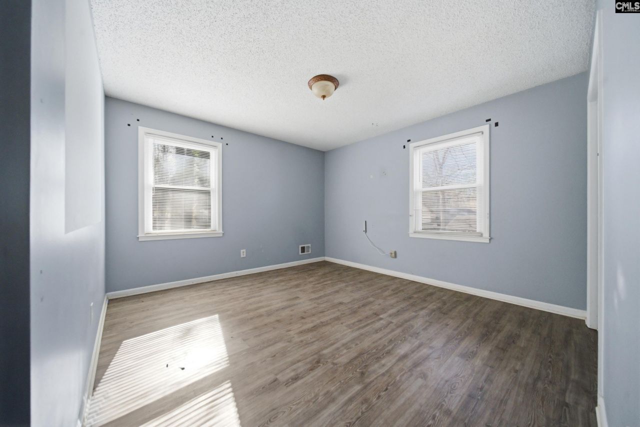 204 Ashwood Drive Photo 24