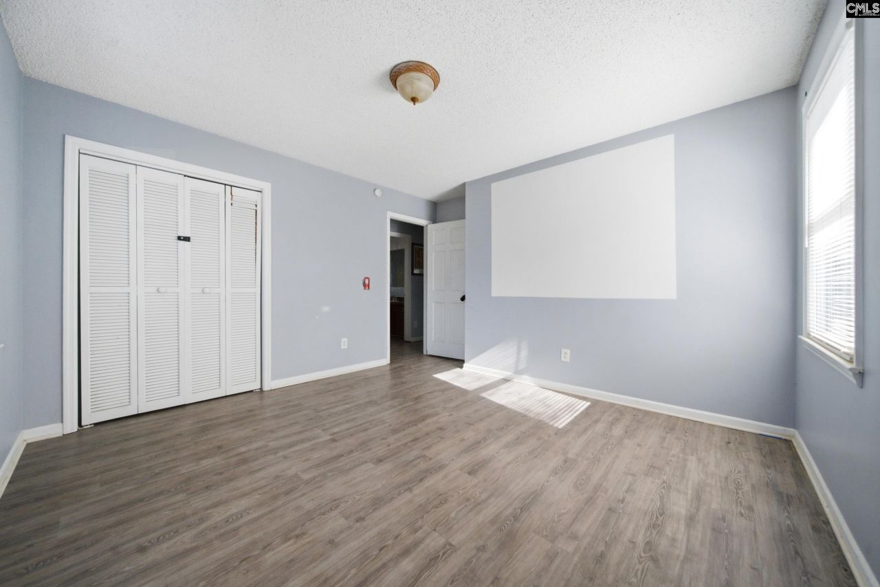 204 Ashwood Drive Photo 25