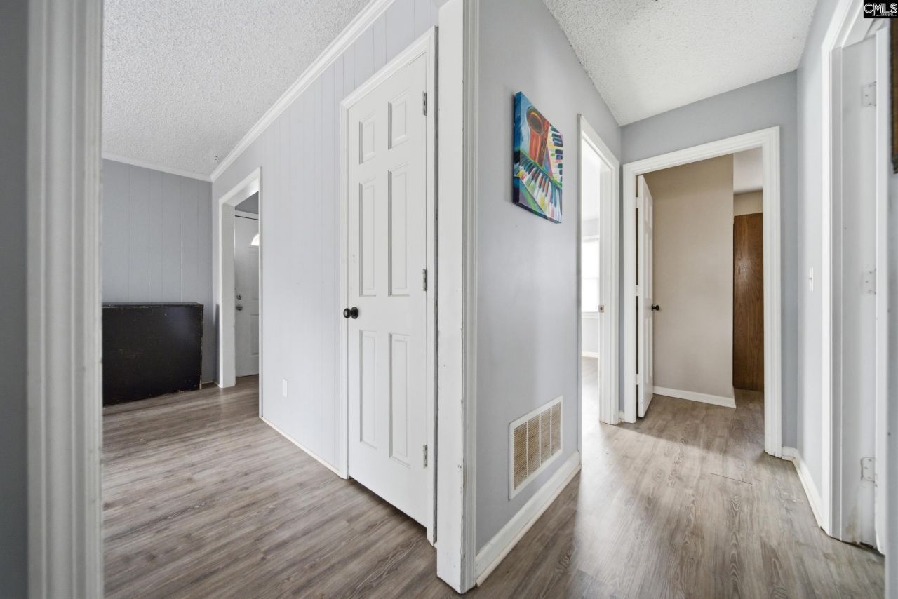 204 Ashwood Drive Photo 26