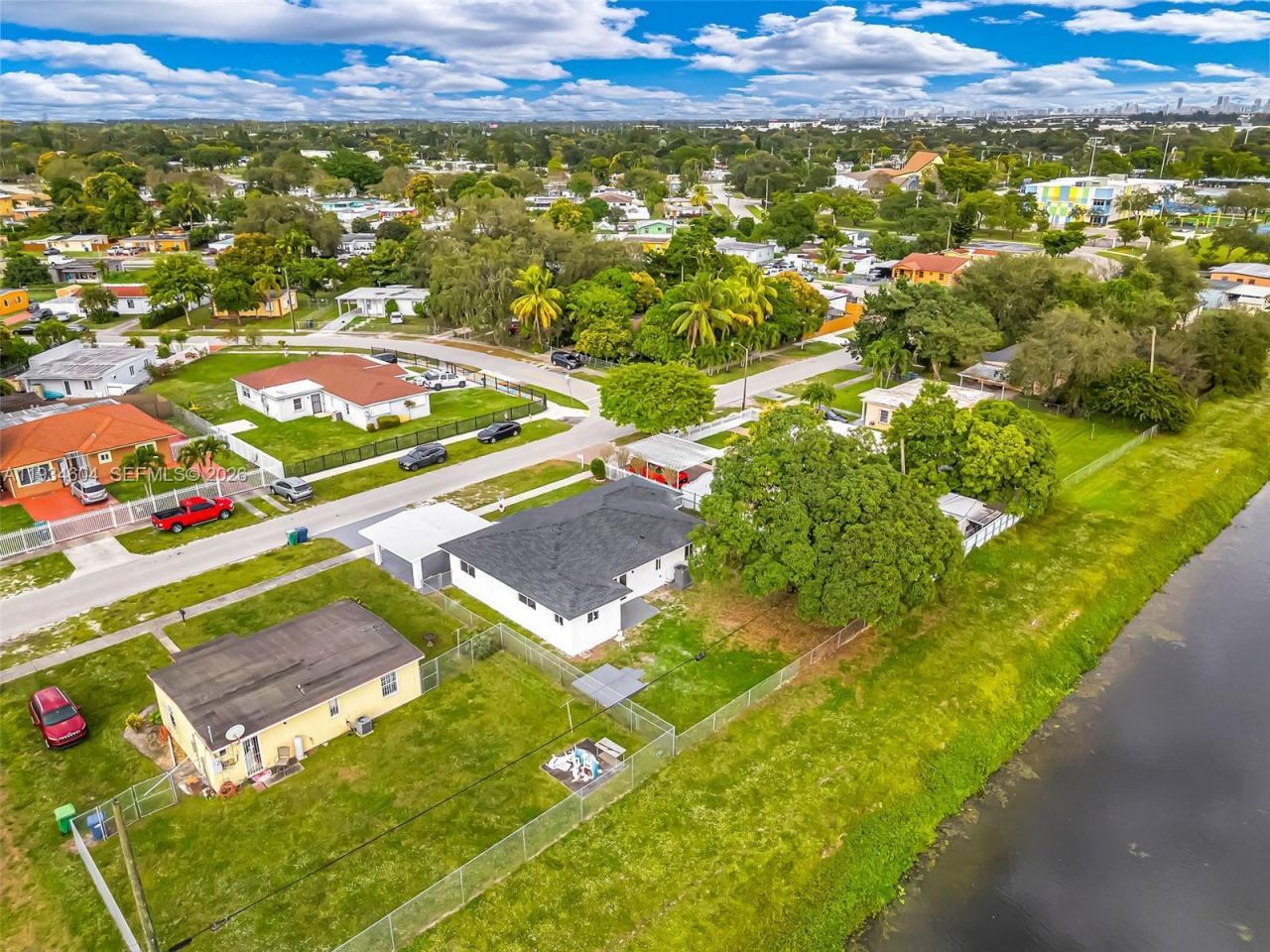 2410 NW 155th Ter, Miami Gardens, FL 33054 Photo