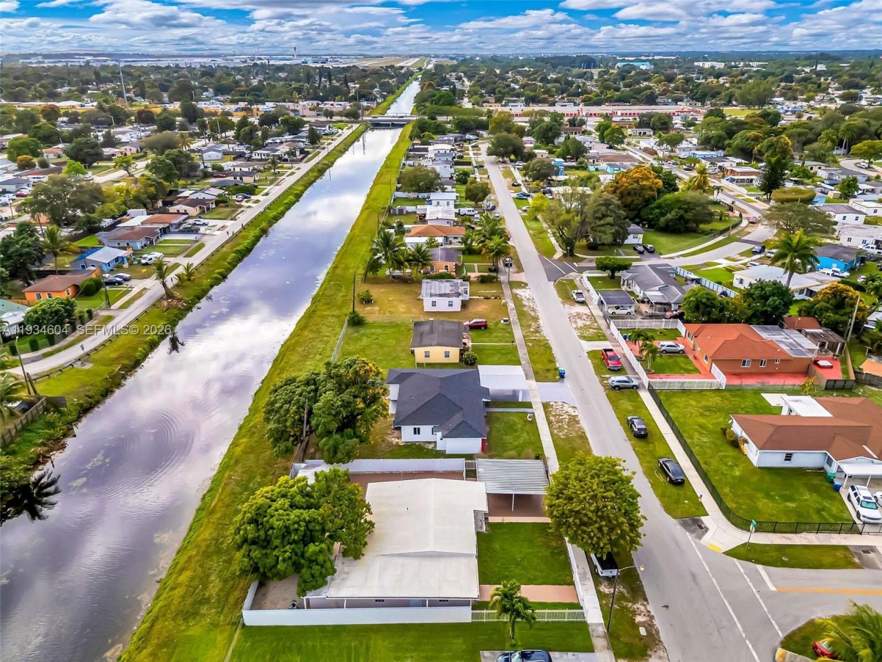 2410 NW 155th Ter, Miami Gardens, FL 33054 Photo